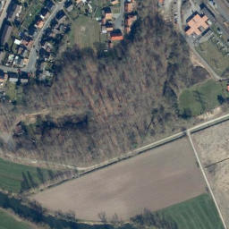Satellite imagery of Knollen, DE