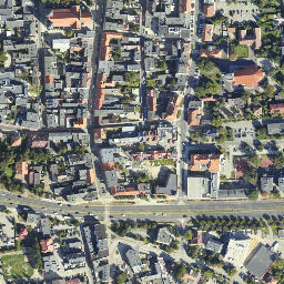 Satellite imagery of Leszno - Pałac XVI w., PL
