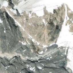 Satellite imagery of Rostrum Peak, CA