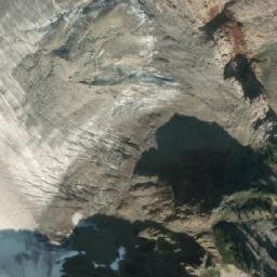 Satellite imagery of Mount Synge, CA