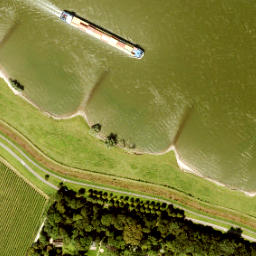 Satellite imagery of Kasteel Rossum, NL