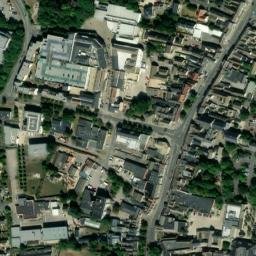 Satellite imagery of Cogges, GB