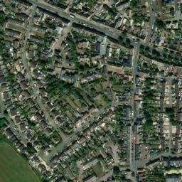 Satellite imagery of Witney Bishop of Winchesters Palace, GB
