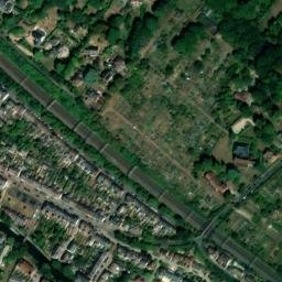Satellite imagery of Berkhamsted Castle, GB
