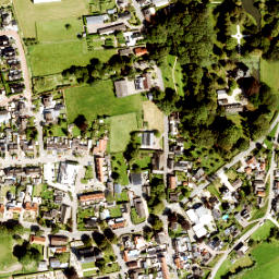 Satellite imagery of Slot van Well, NL