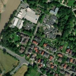 Satellite imagery of Schloss Neuhaus, DE
