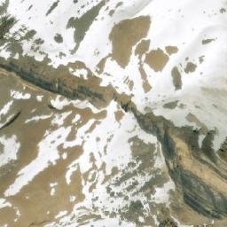 Satellite imagery of Mount Freshfield, CA