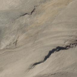 Satellite imagery of Wapiti Mountain, CA