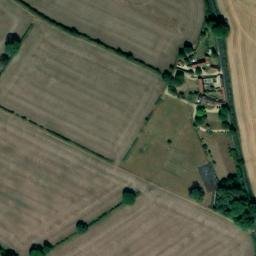 Satellite imagery of Hampden Grims Ditch mounds, GB