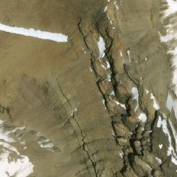 Satellite imagery of Cirque Peak, CA