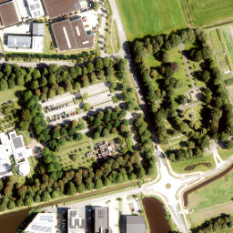 Satellite imagery of Kasteel Onsenoort, NL