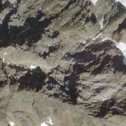 Satellite imagery of Hitchhiker Peak, CA