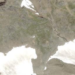 Satellite imagery of Hitchhiker Peak, CA