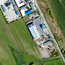 Satellite imagery of Komin + Nadajniki TV i telefonii komórkowej, PL