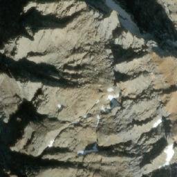Satellite imagery of Mount Mummery, CA
