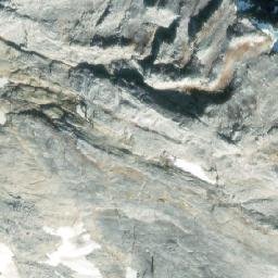 Satellite imagery of Ravelin Mountain, CA