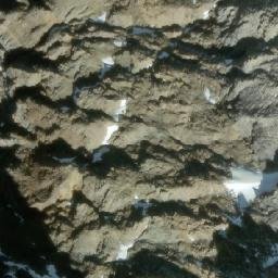 Satellite imagery of Mount Mummery, CA