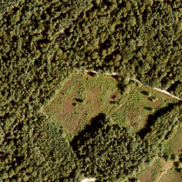Satellite imagery of Fusilladeplaats Kamp Vught met Monument, NL