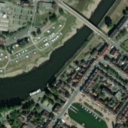 Satellite imagery of cairn, DE