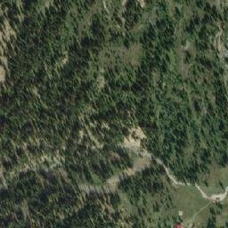 Satellite imagery of Amiskwi Pass, CA