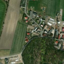 Satellite imagery of Pakosław -Pałac klasycystyczny, PL