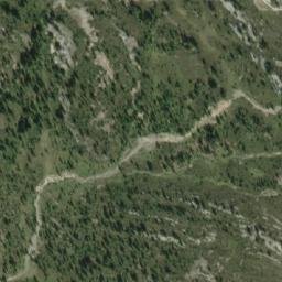Satellite imagery of Amiskwi Pass, CA