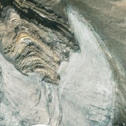 Satellite imagery of Mont des Poilus, CA