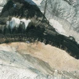 Satellite imagery of Mont des Poilus, CA