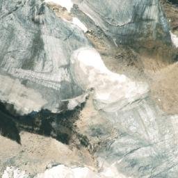 Satellite imagery of Mont des Poilus, CA