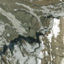 Satellite imagery of Mount Keays, CA