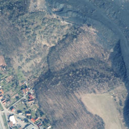 Satellite imagery of Holzberg, DE