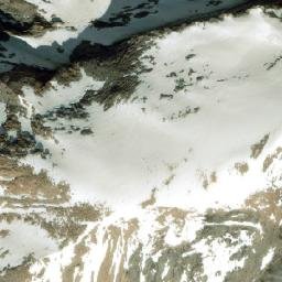 Satellite imagery of Kiwetinok Peak, CA