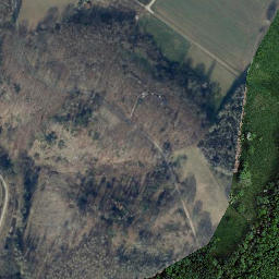Satellite imagery of Hennberg, DE