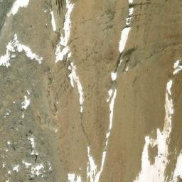 Satellite imagery of Kiwetinok Peak, CA