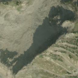Satellite imagery of Mount Craib, CA