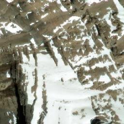 Satellite imagery of Redoubt Mountain, CA