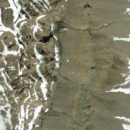 Satellite imagery of Redoubt Mountain, CA