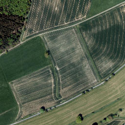 Satellite imagery of Biesenberg, DE