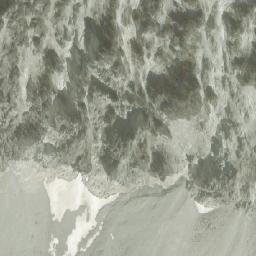 Satellite imagery of Mount Roovers, CA