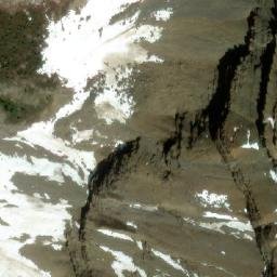Satellite imagery of Redoubt Mountain, CA