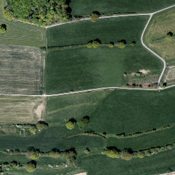 Satellite imagery of Biesenberg, DE