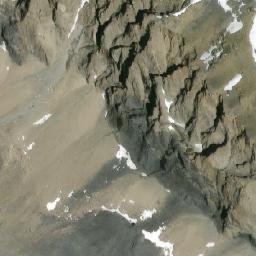 Satellite imagery of Wapta Mountain, CA