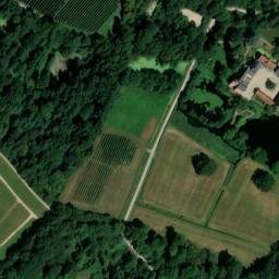 Satellite imagery of Schloß Bloemersheim, DE