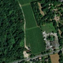 Satellite imagery of Schloß Bloemersheim, DE