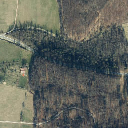 Satellite imagery of Plesse, DE