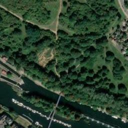 Satellite imagery of boundary_stone, GB