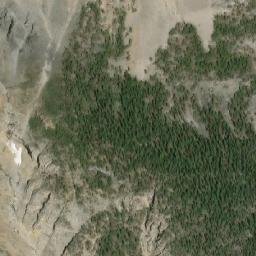 Satellite imagery of Mount Field, CA