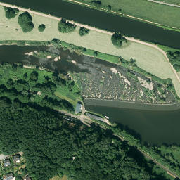 Satellite imagery of Blankenstein Castle, DE