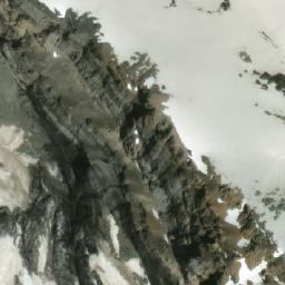 Satellite imagery of Popes Peak, CA