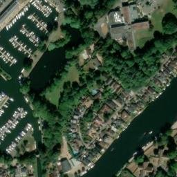 Satellite imagery of Coal tax post, GB